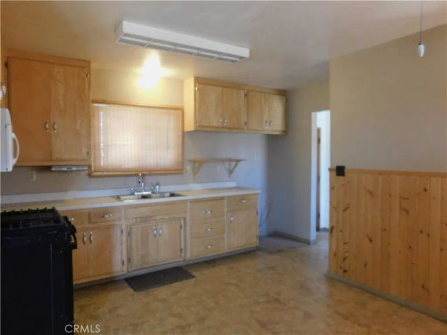 16873 Alexander Avenue, Edwards, CA 93523