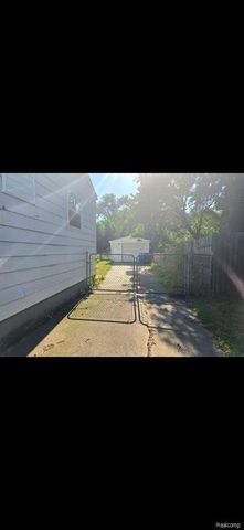 22521 Ira Boulevard, Warren, MI 48091