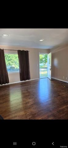 22521 Ira Boulevard, Warren, MI 48091
