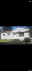 22521 Ira Boulevard, Warren, MI 48091