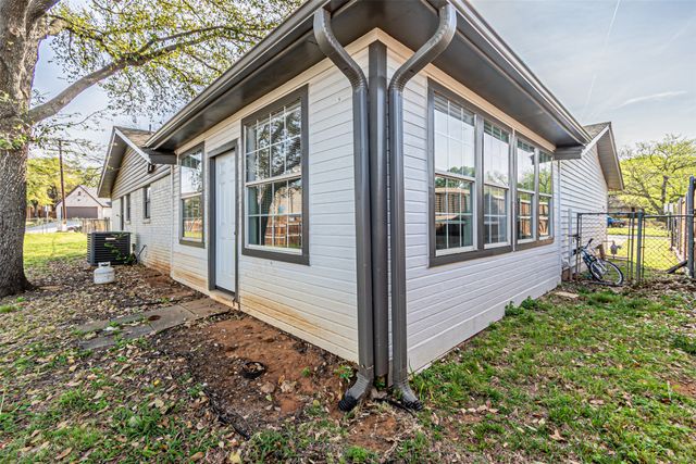 308 Franklin Drive, Euless, TX 76040