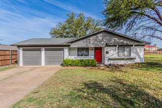 308 Franklin Drive, Euless, TX 76040