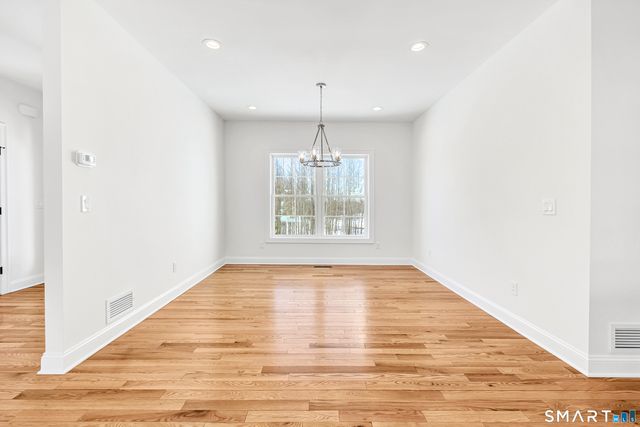 15 Hunting Ridge Road, Middlebury, CT 06762