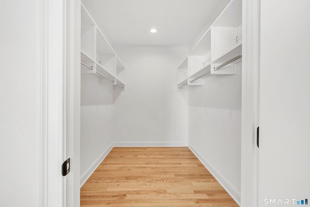 15 Hunting Ridge Road, Middlebury, CT 06762