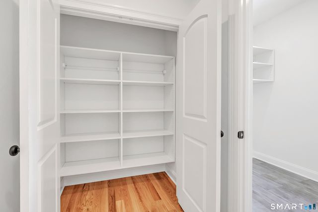 15 Hunting Ridge Road, Middlebury, CT 06762