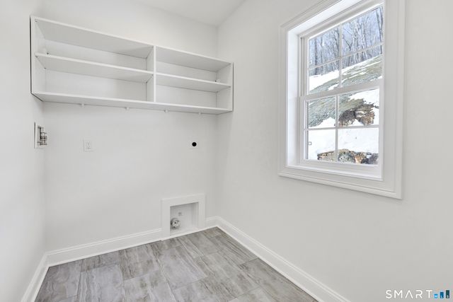 15 Hunting Ridge Road, Middlebury, CT 06762