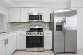 2200 S Cypress Bend Dr 805, Pompano Beach, FL 33069