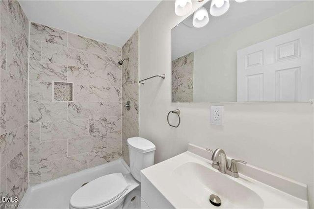 5001 Royal Acres Road, Raleigh, NC 27610