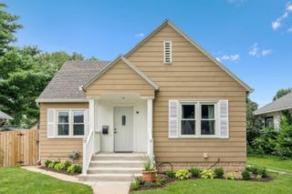 1619 Forest Avenue, Waterloo, IA 50702