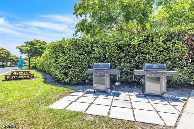 8331 Whiskey Preserve CIR 438, Fort Myers, FL 33919