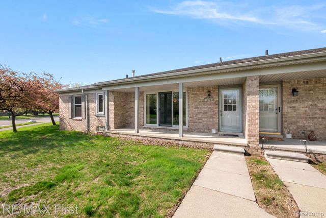14685 Windmill Court 99, Shelby Charter Township, MI 48315