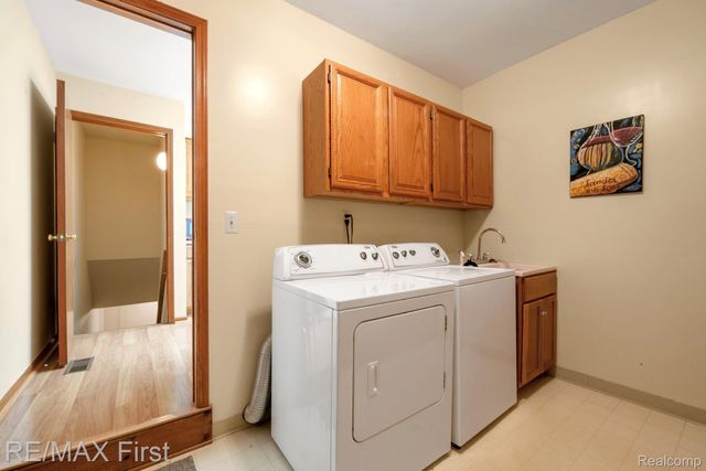 14685 Windmill Court 99, Shelby Charter Township, MI 48315