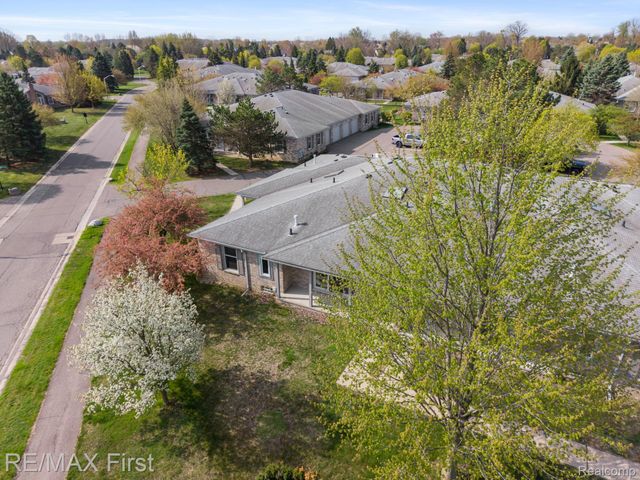 14685 Windmill Court 99, Shelby Charter Township, MI 48315