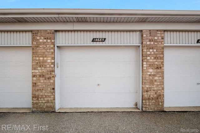 14685 Windmill Court 99, Shelby Charter Township, MI 48315