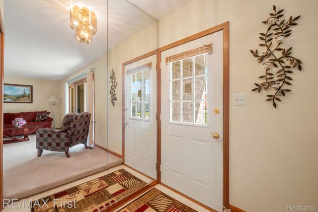 14685 Windmill Court 99, Shelby Charter Township, MI 48315