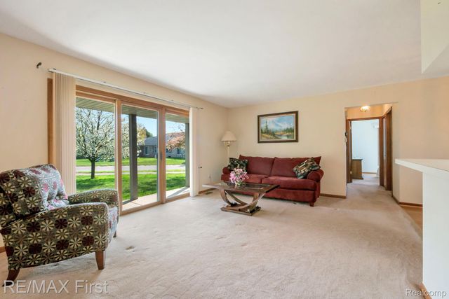 14685 Windmill Court 99, Shelby Charter Township, MI 48315