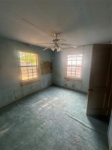 5117 Cottey Street, Fort Worth, TX 76105