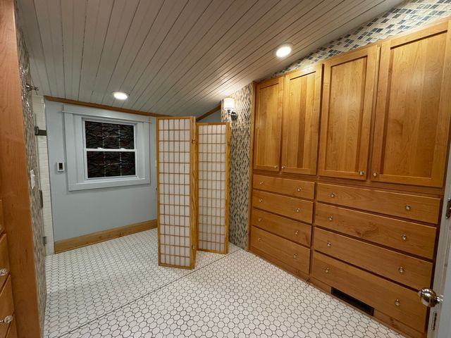 105 Wilson St, Cowan, TN 37318