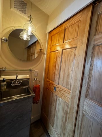 105 Wilson St, Cowan, TN 37318