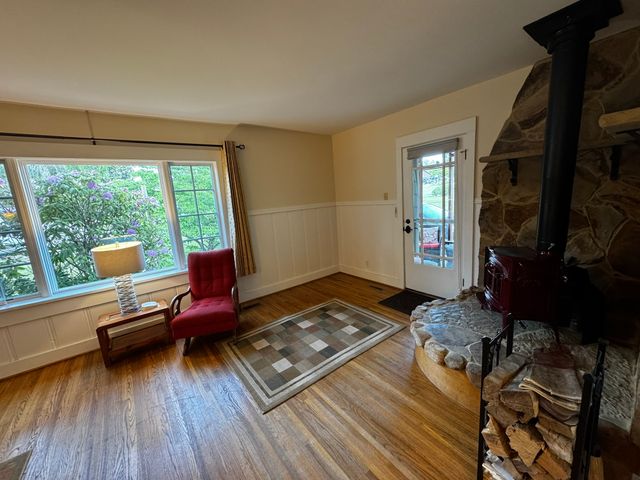 105 Wilson St, Cowan, TN 37318