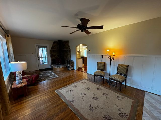 105 Wilson St, Cowan, TN 37318