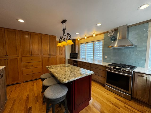 105 Wilson St, Cowan, TN 37318