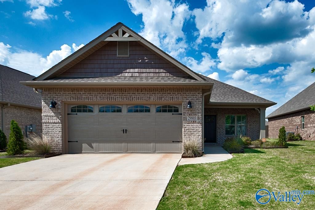 29803 Copperpenny Drive NW, Harvest, AL 35749