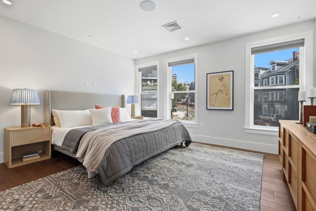480 W Broadway 104, Boston, MA 02127