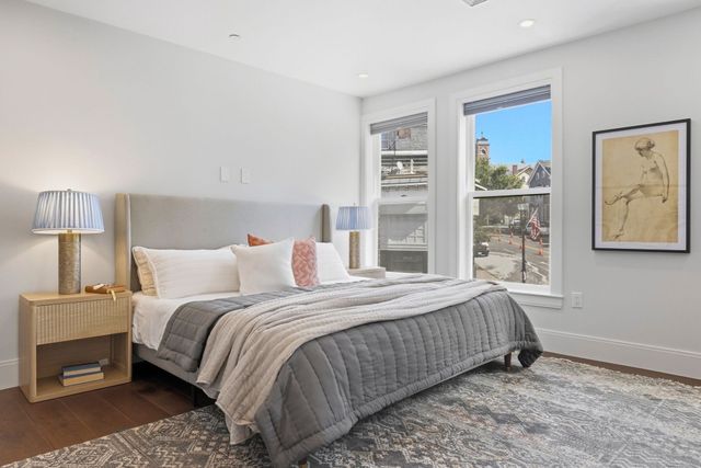 480 W Broadway 104, Boston, MA 02127