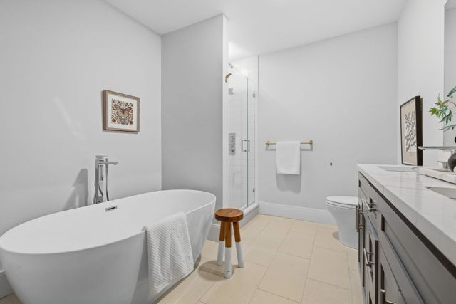 480 W Broadway 104, Boston, MA 02127