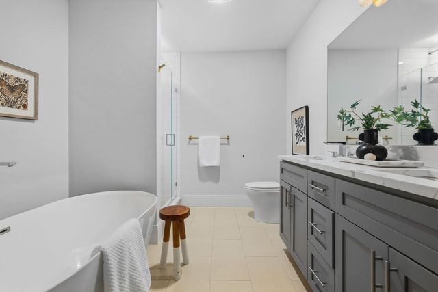 480 W Broadway 104, Boston, MA 02127