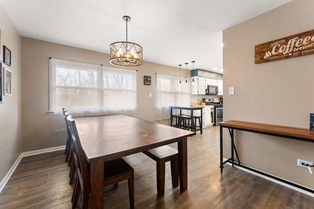 90 Alpine Lane, Crete, IL 60417