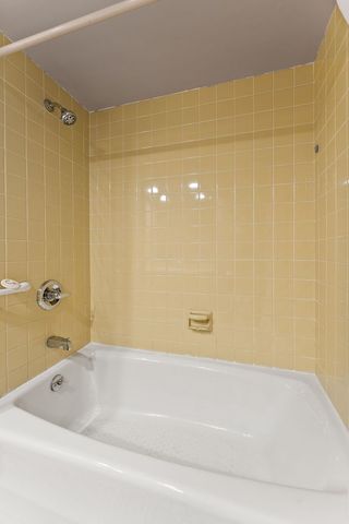 90 Alpine Lane, Crete, IL 60417