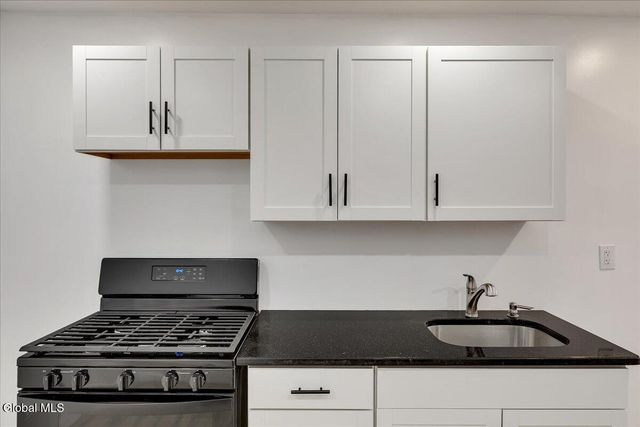 500 3rd Avenue, Troy, NY 12182