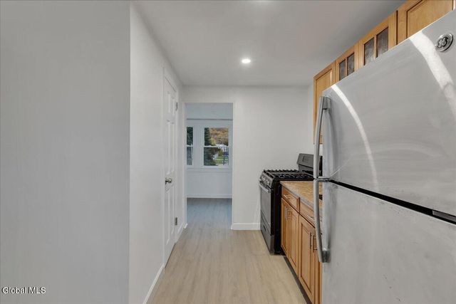 500 3rd Avenue, Troy, NY 12182