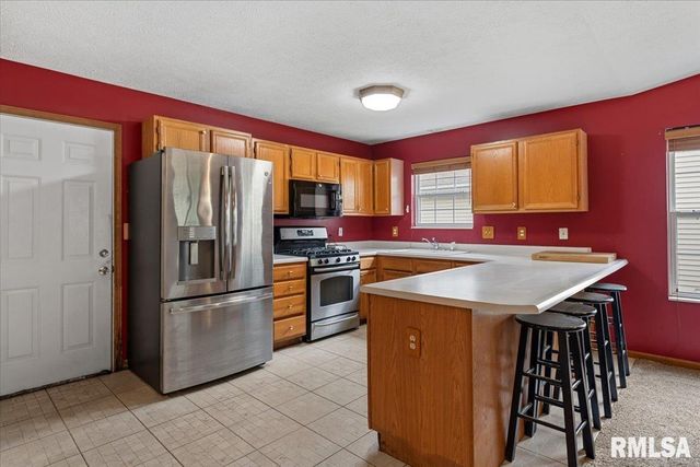 1216 Dani Lane, Springfield, IL 62712