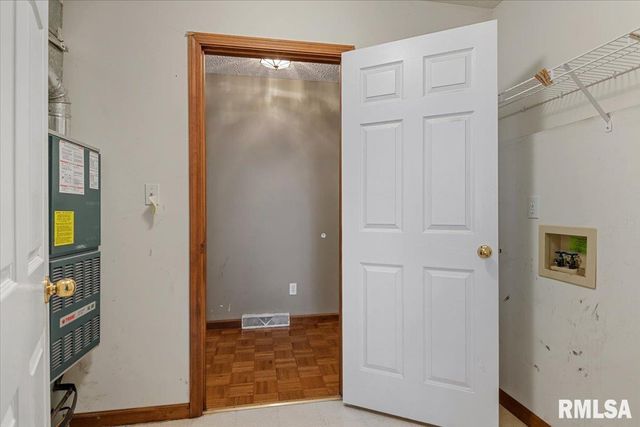 1216 Dani Lane, Springfield, IL 62712