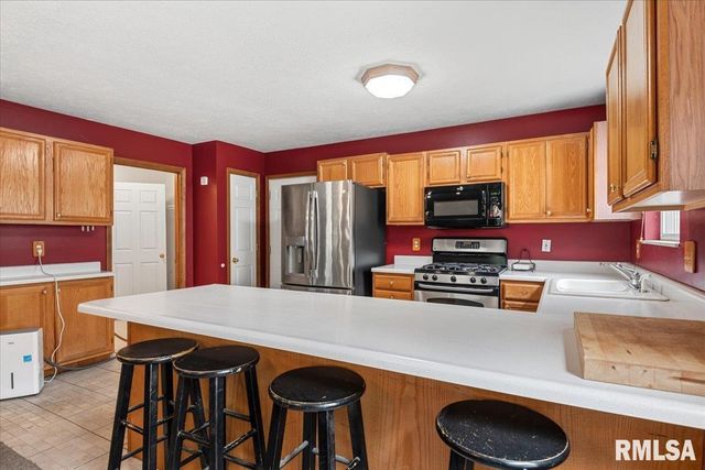 1216 Dani Lane, Springfield, IL 62712