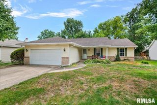 1216 Dani Lane, Springfield, IL 62712