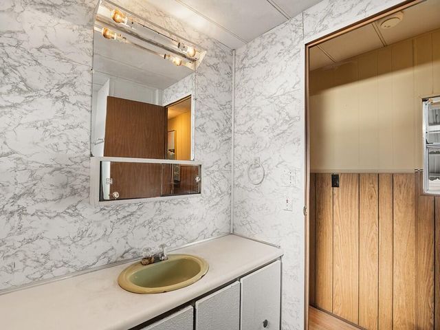 10 Desoto Lane, Port St Lucie, FL 34952