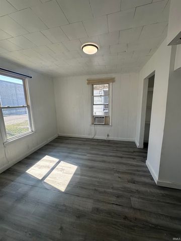 1513 Dresden Street, Evansville, IN 47710