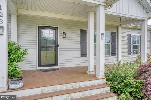 128 BARNEY JENKINS RD, Felton, DE 19943