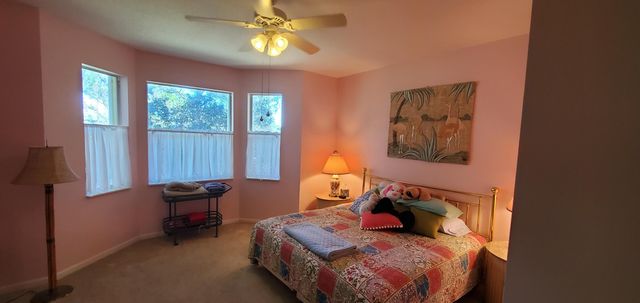 1128 NW Mossy Oak Way, Jensen Beach, FL 34957
