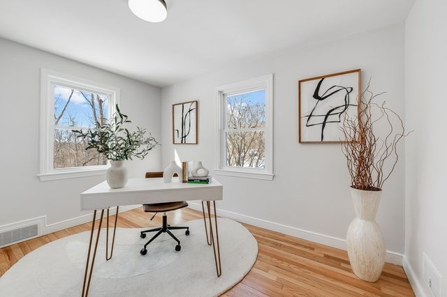 150 Grove St, Reading, MA 01867