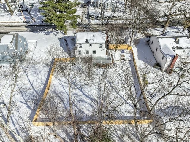 150 Grove St, Reading, MA 01867