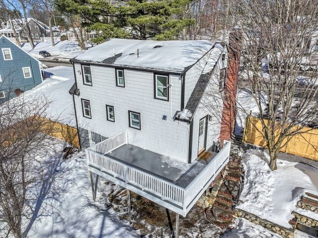 150 Grove St, Reading, MA 01867