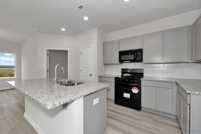 350 Emma Way, New Market, AL 35761