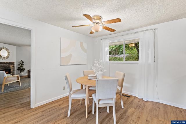5585 Fairfield Ct S, Salem, OR 97306