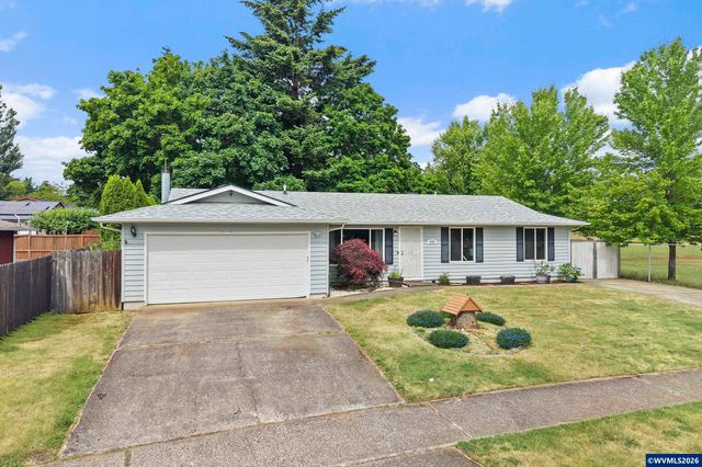 5585 Fairfield Ct S, Salem, OR 97306
