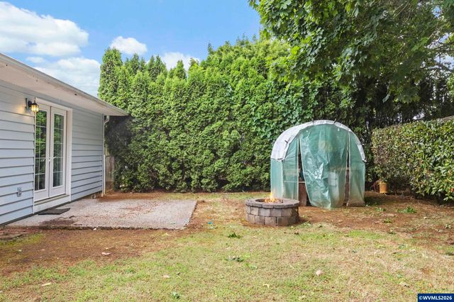 5585 Fairfield Ct S, Salem, OR 97306
